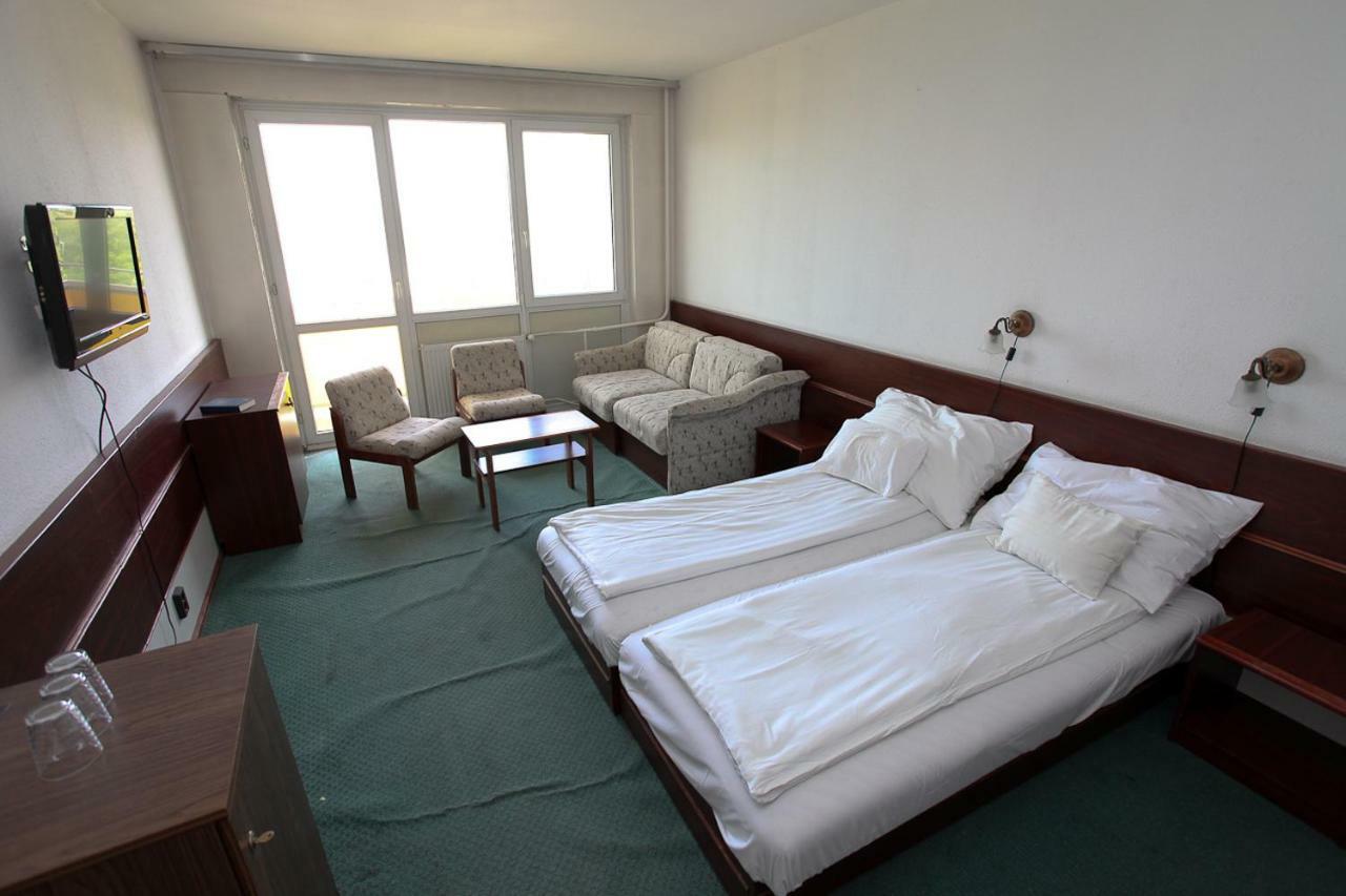 Aranypart Hotel Siófok Eksteriør billede