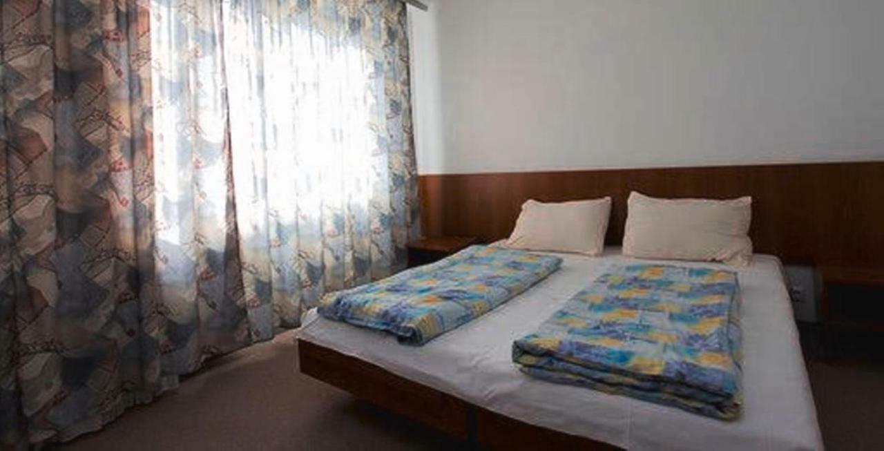 Aranypart Hotel Siófok Eksteriør billede